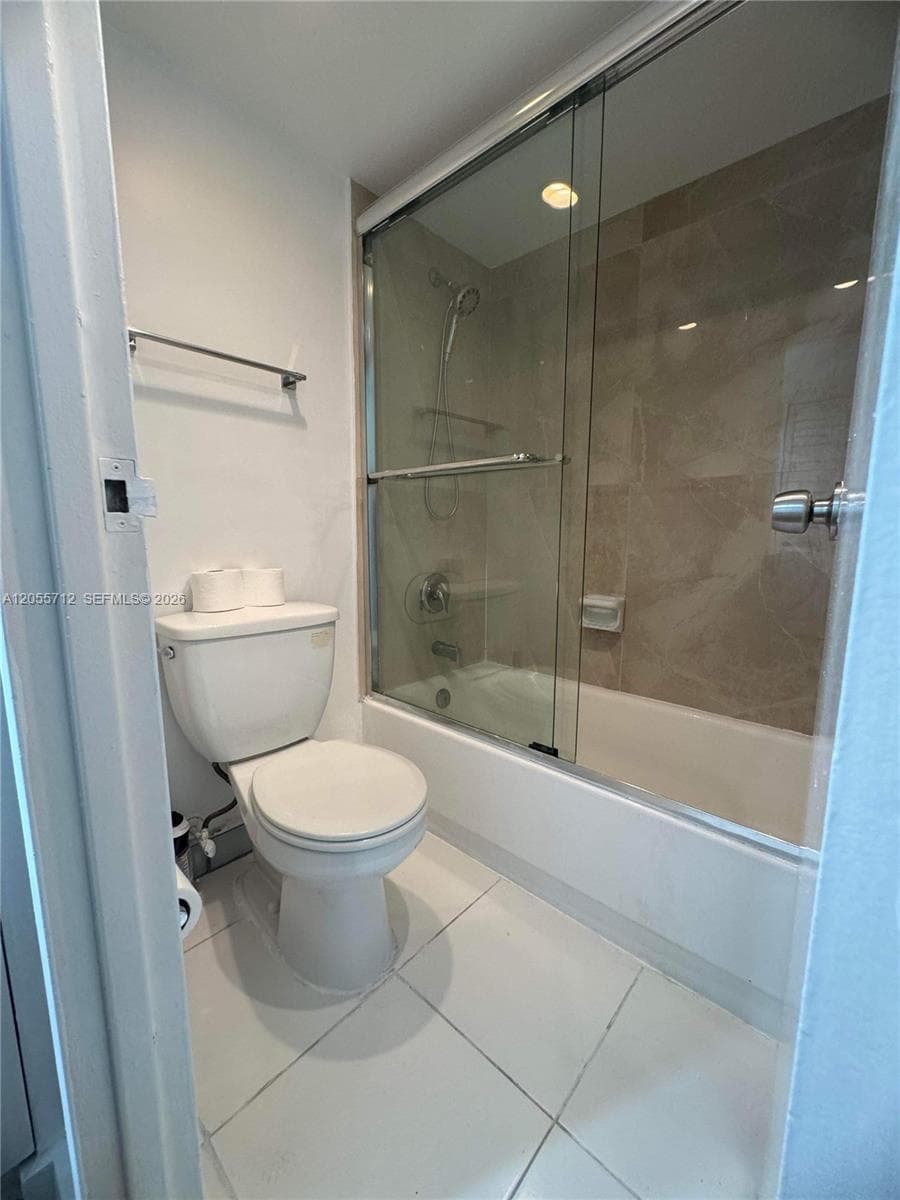 100 Bayview Dr 1930 photo 21