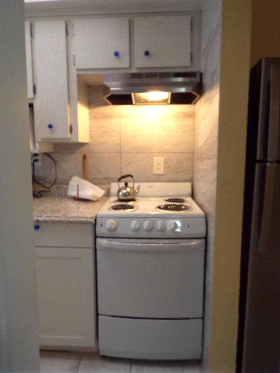 605 N Riverside Drive 12A photo 6