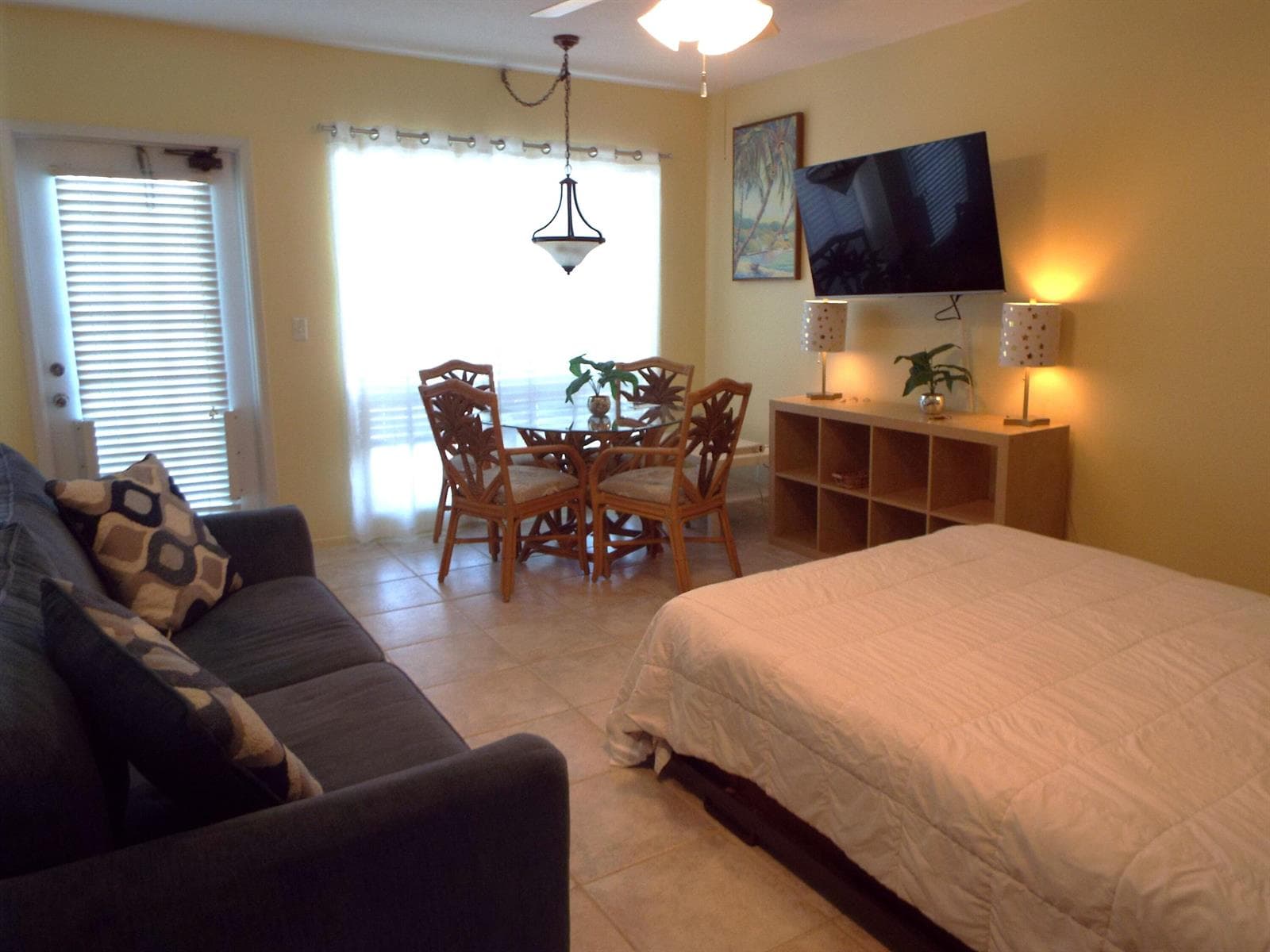 605 N Riverside Drive 12A photo 15
