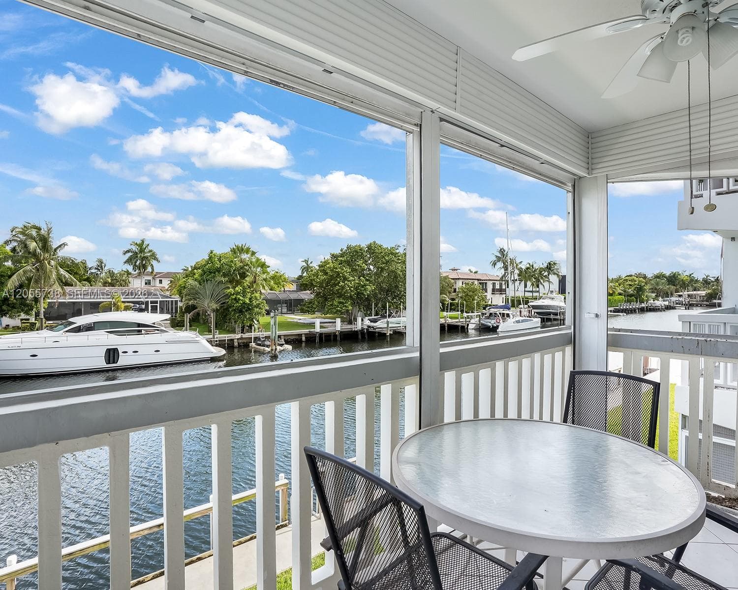 455 Paradise Isle Blvd 207 photo 3