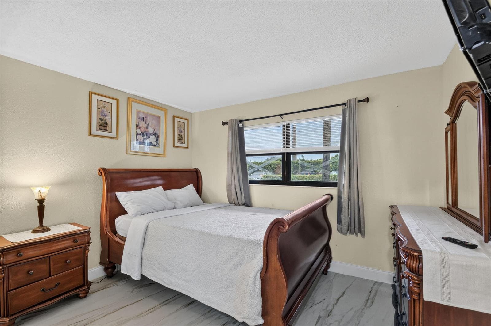 2101 W Woolbright Road J107 photo 25