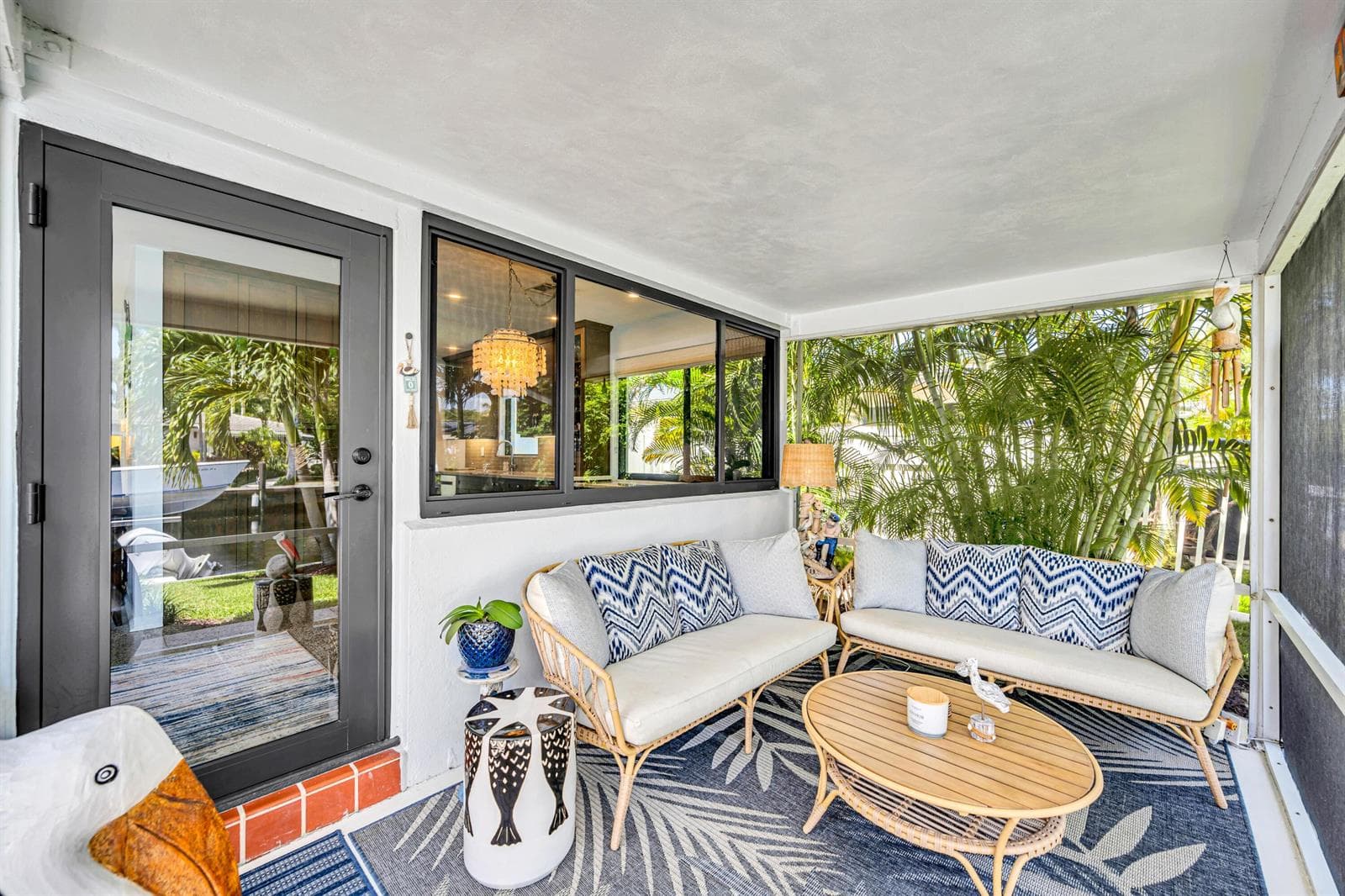 1301 Mandarin Isle photo 2
