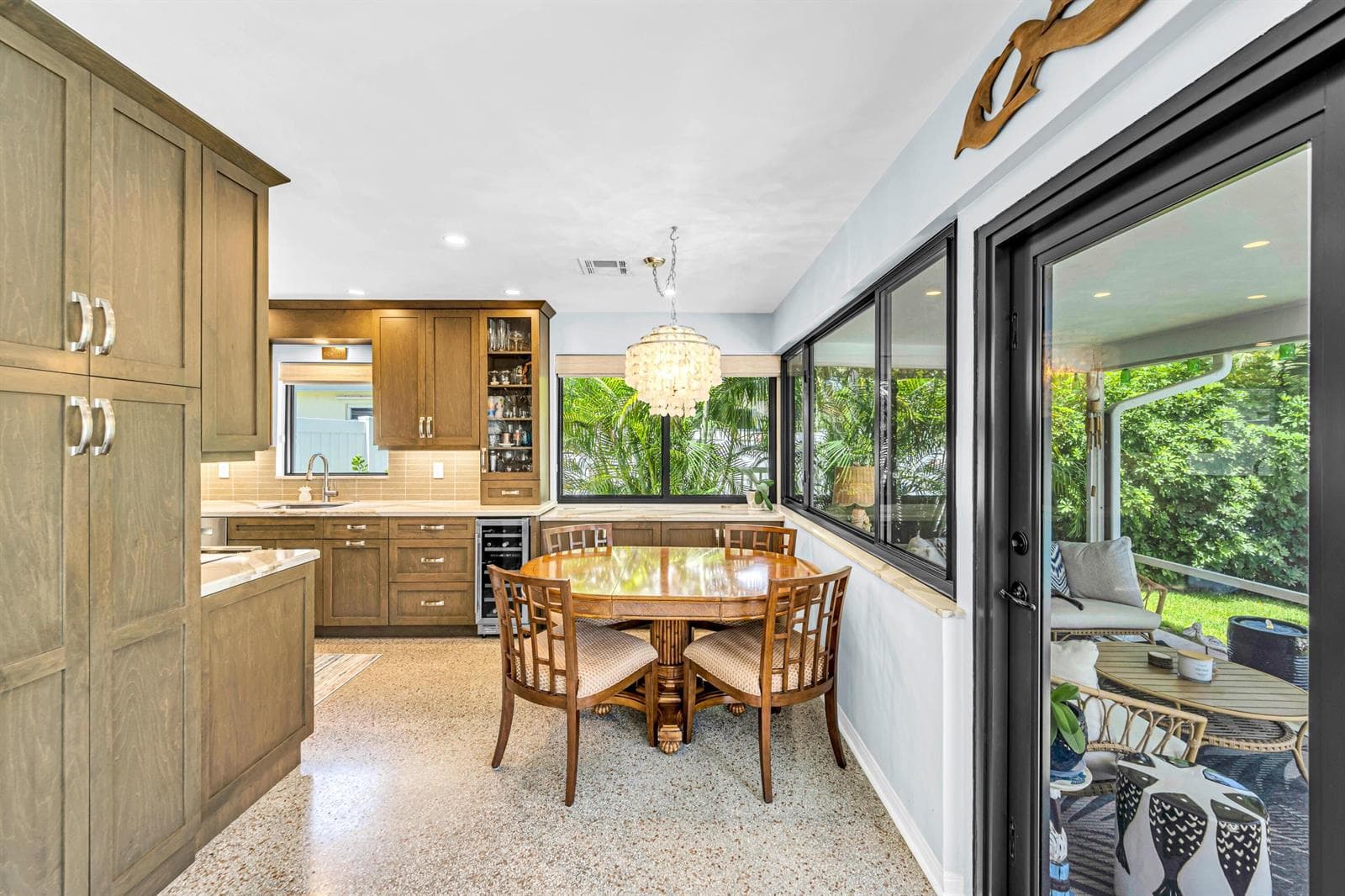 1301 Mandarin Isle photo 7