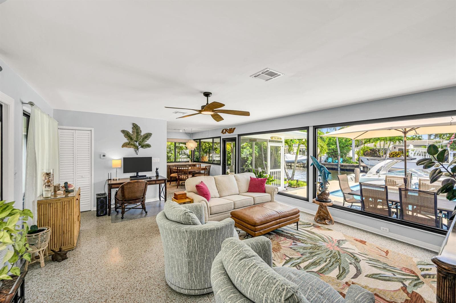 1301 Mandarin Isle photo 5