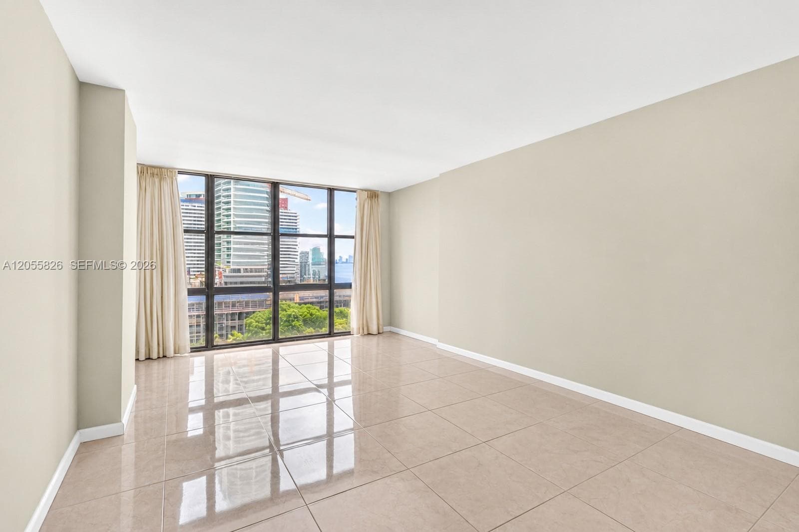1901 Brickell Ave B1109 photo 14