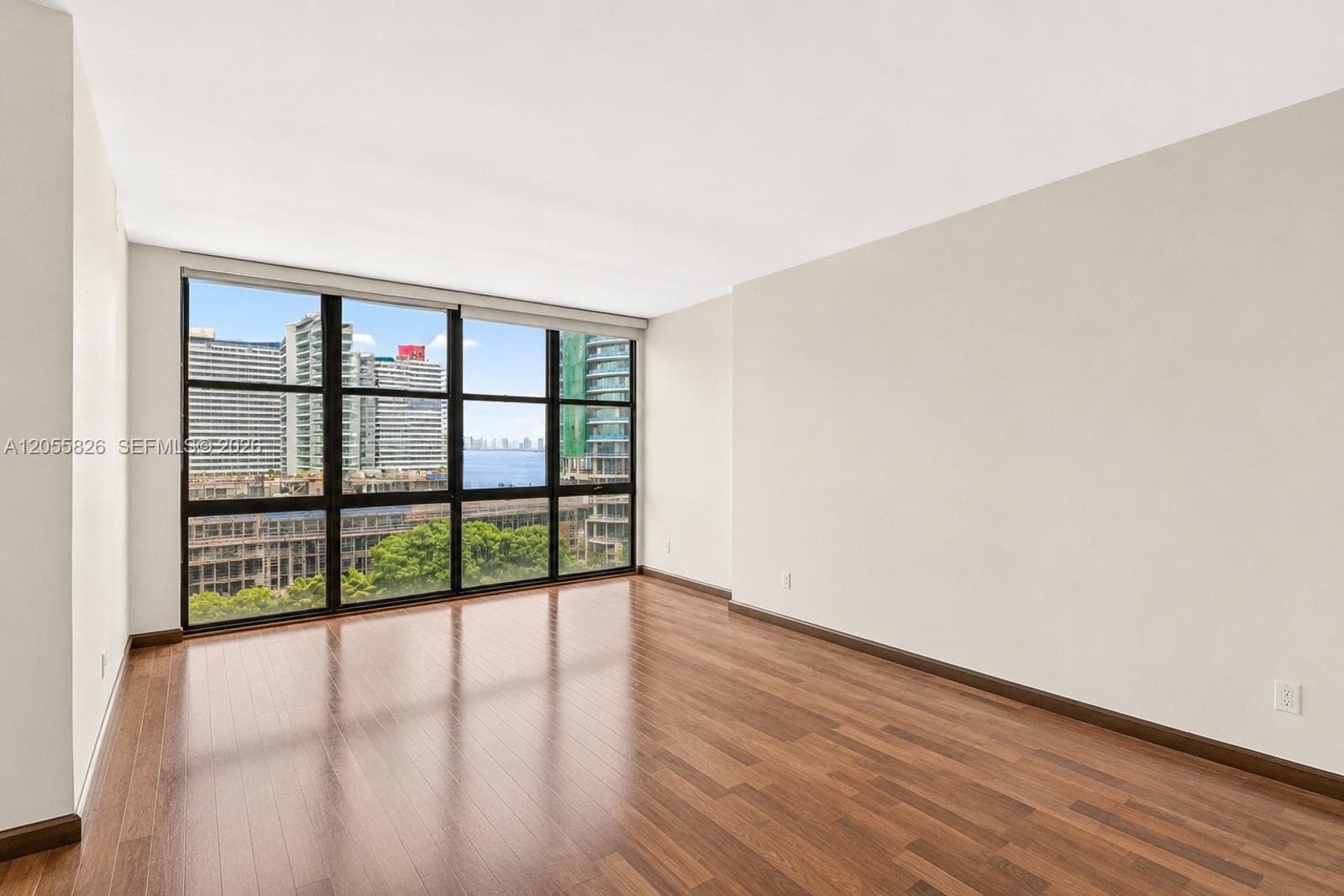 1901 Brickell Ave B1109 photo 18