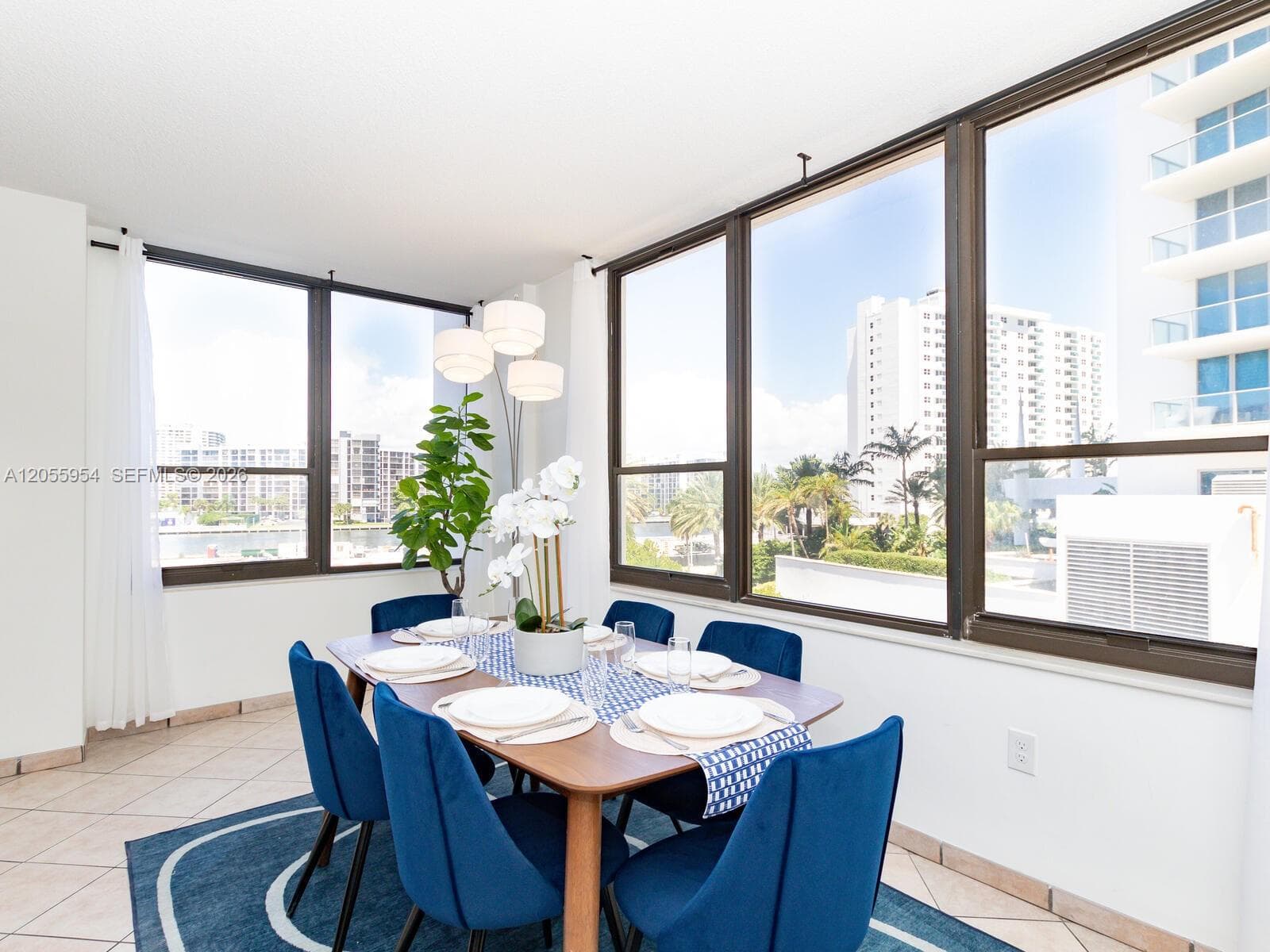 3505 S Ocean Dr 305 photo 9