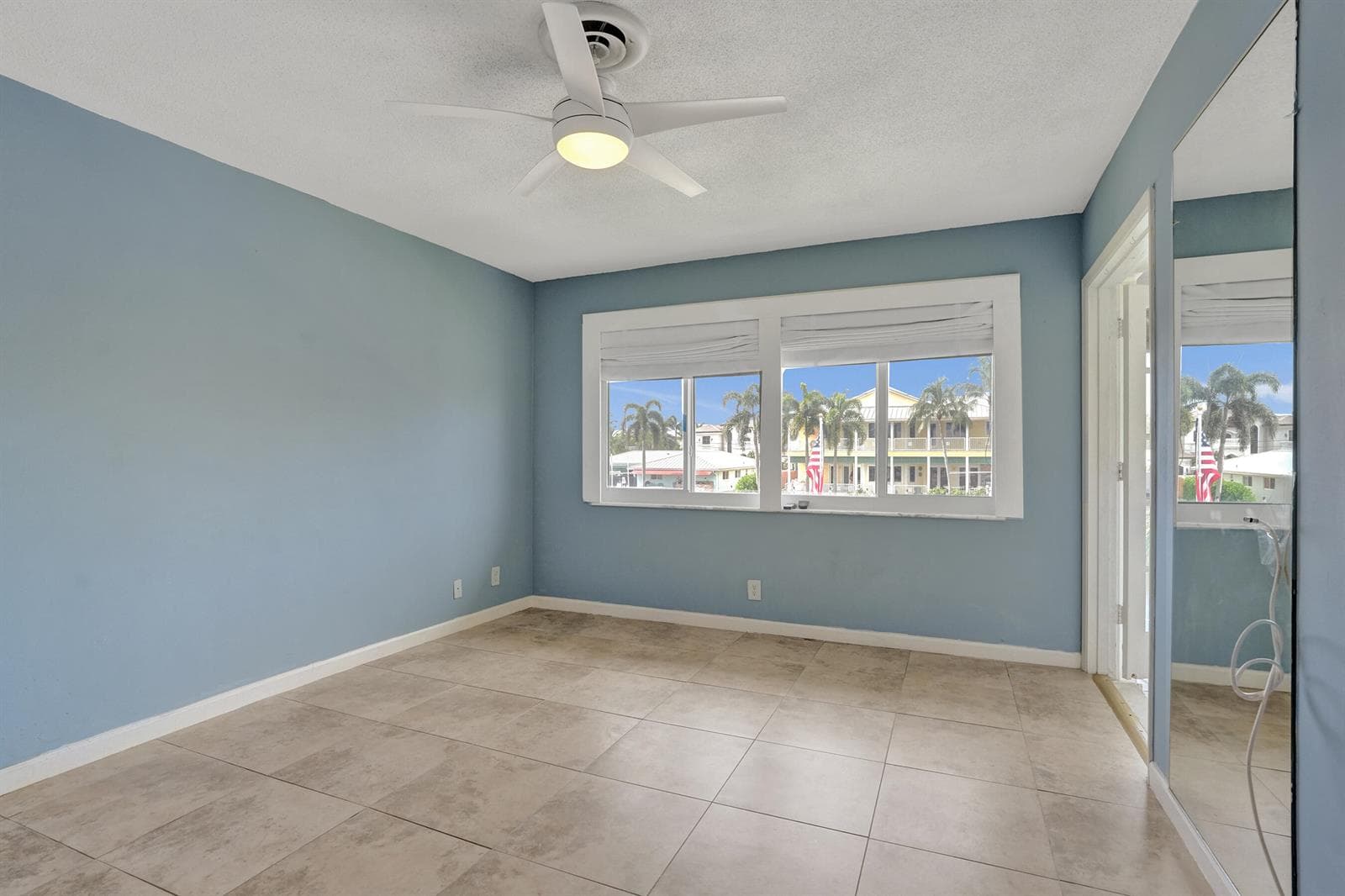 2400 NE 36th Street 10 photo 12
