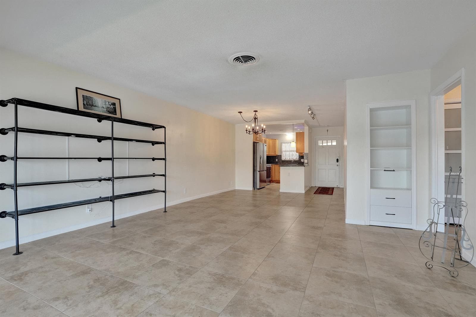 2400 NE 36th Street 10 photo 22