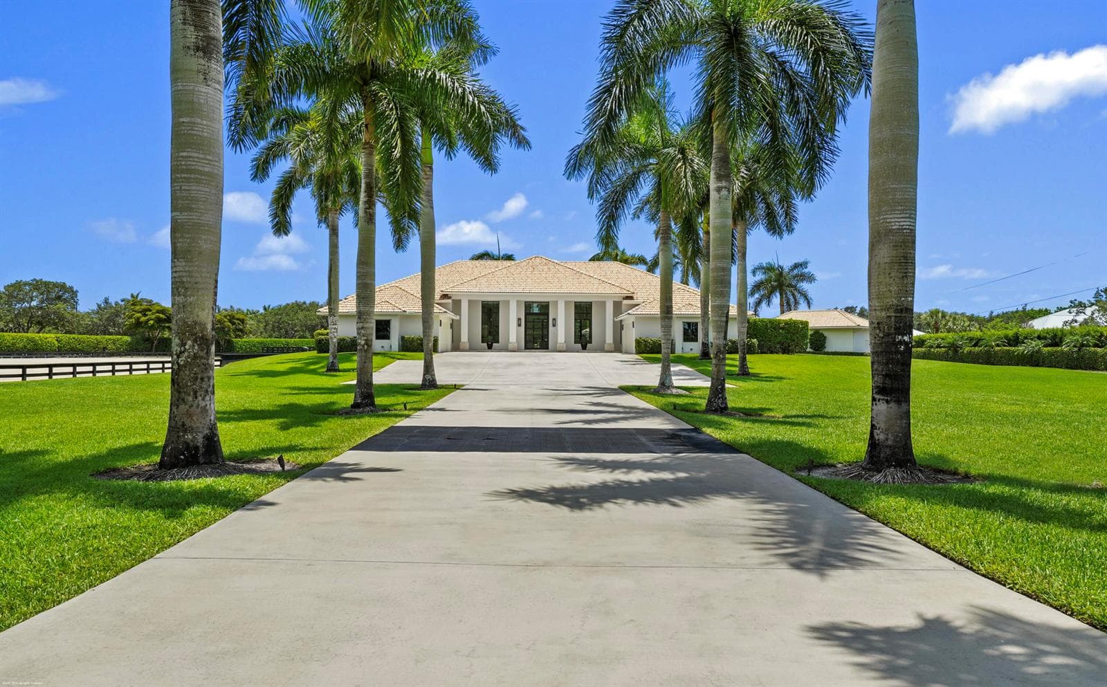 15590 SEA MIST Lane photo 7