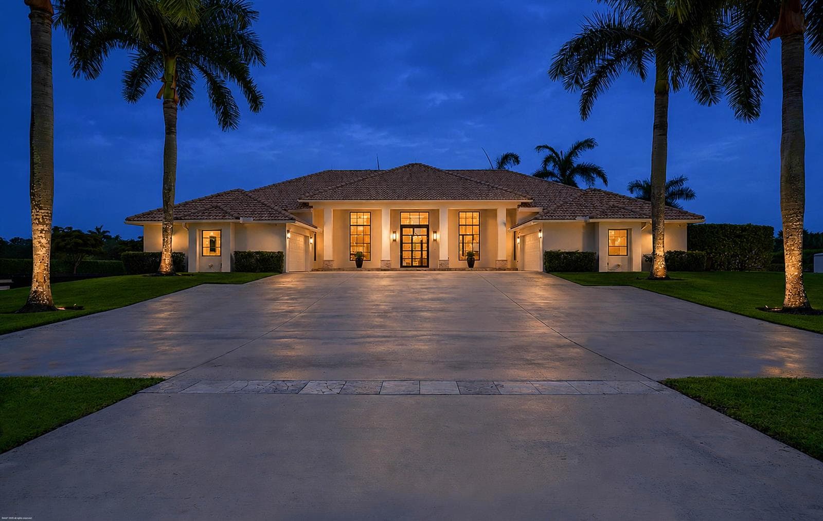 15590 SEA MIST Lane photo 4