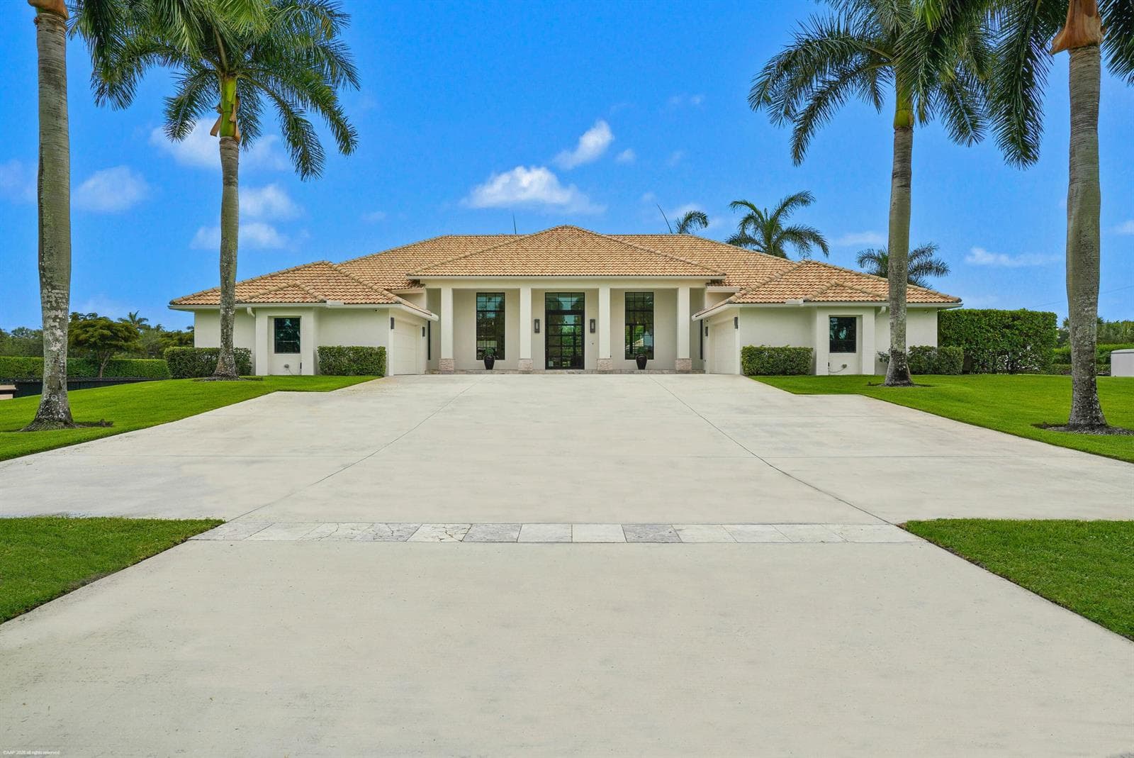 15590 SEA MIST Lane photo 8