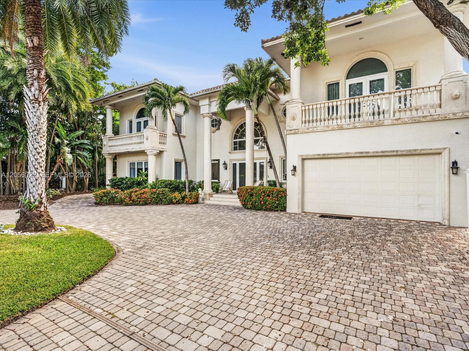 628 N Island photo 14