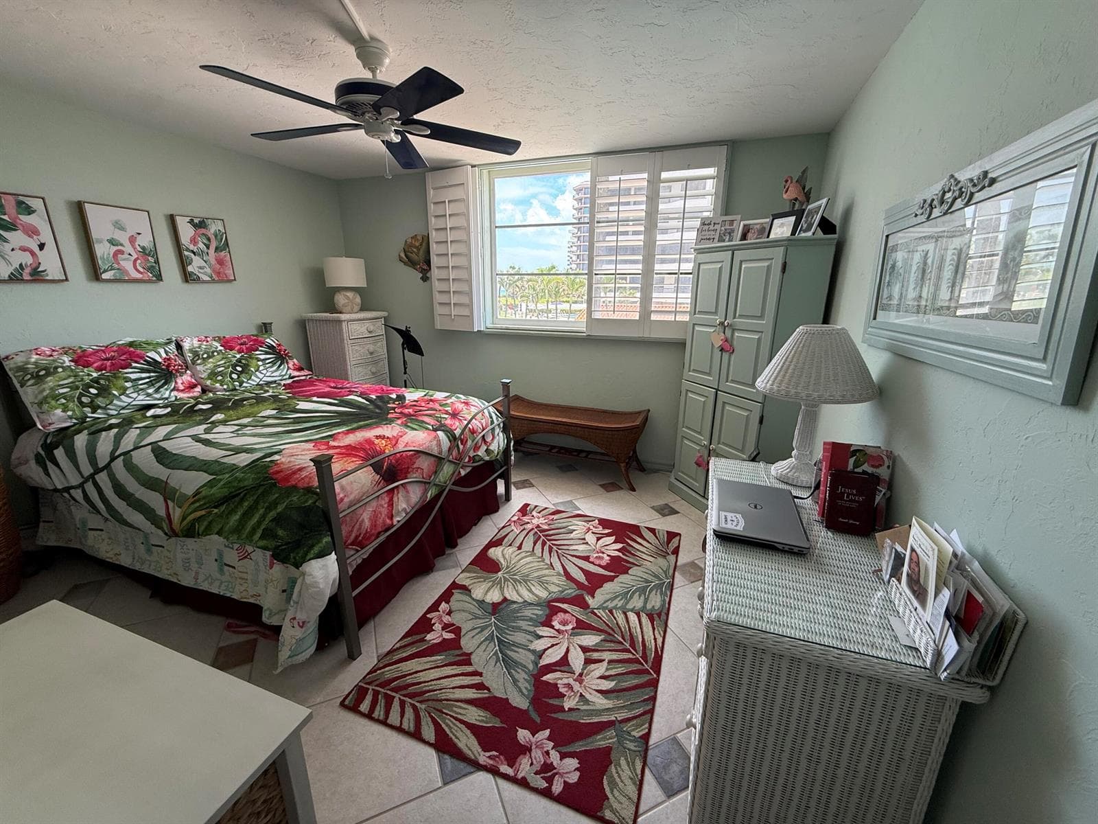 630 OCEAN Drive 215 photo 12