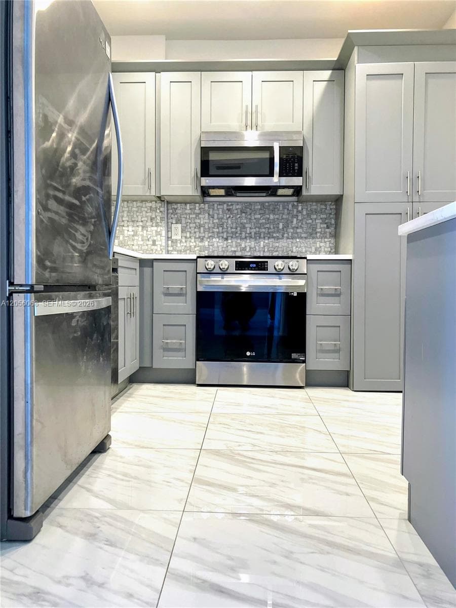 2000 S Ocean Blvd 16N photo 12