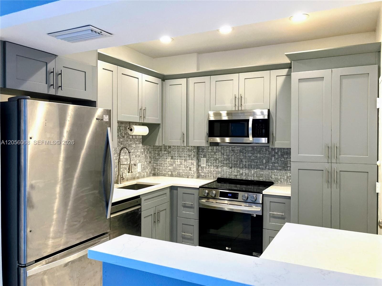2000 S Ocean Blvd 16N photo 11