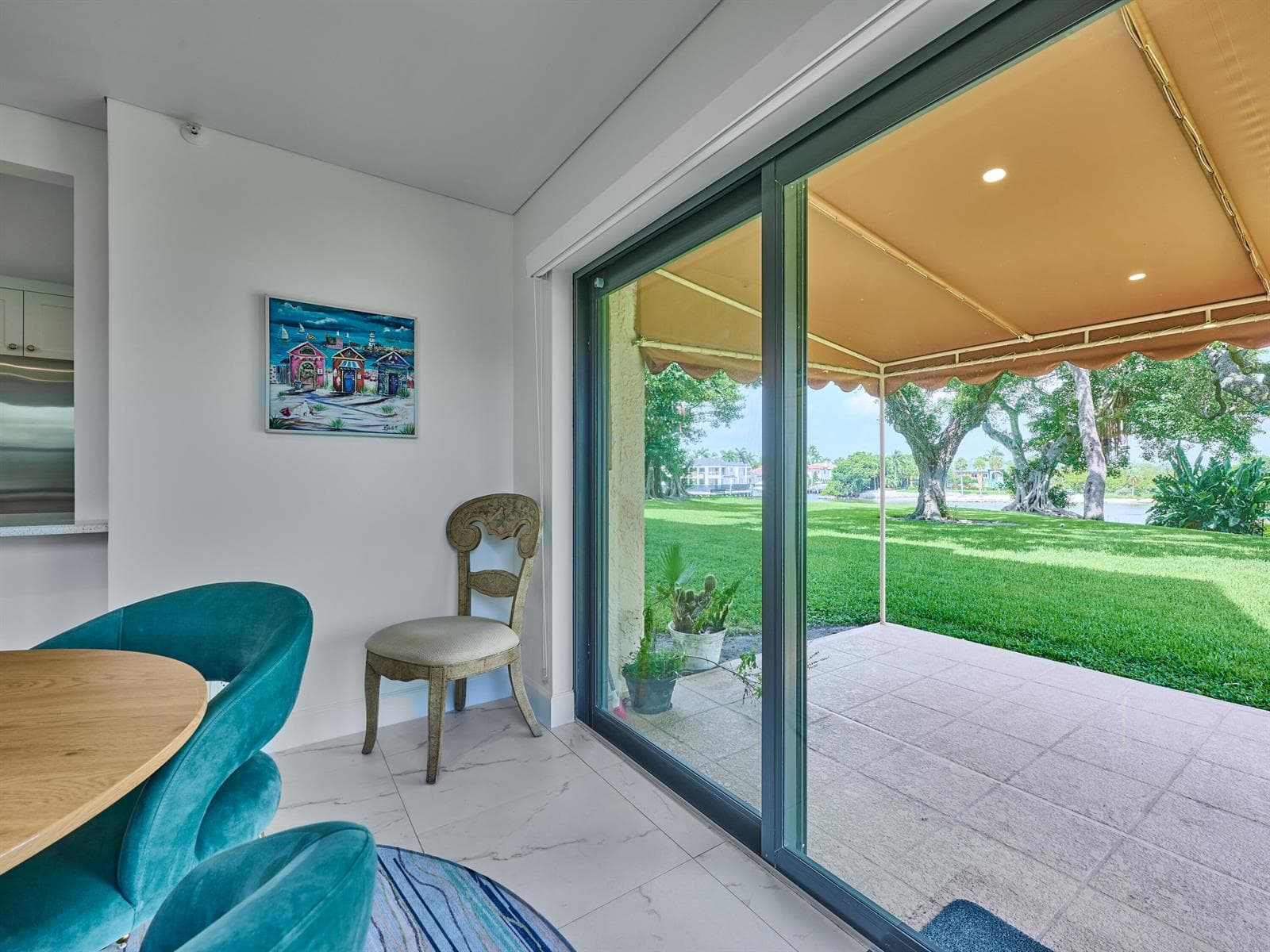 374 Golfview Road 106 photo 14