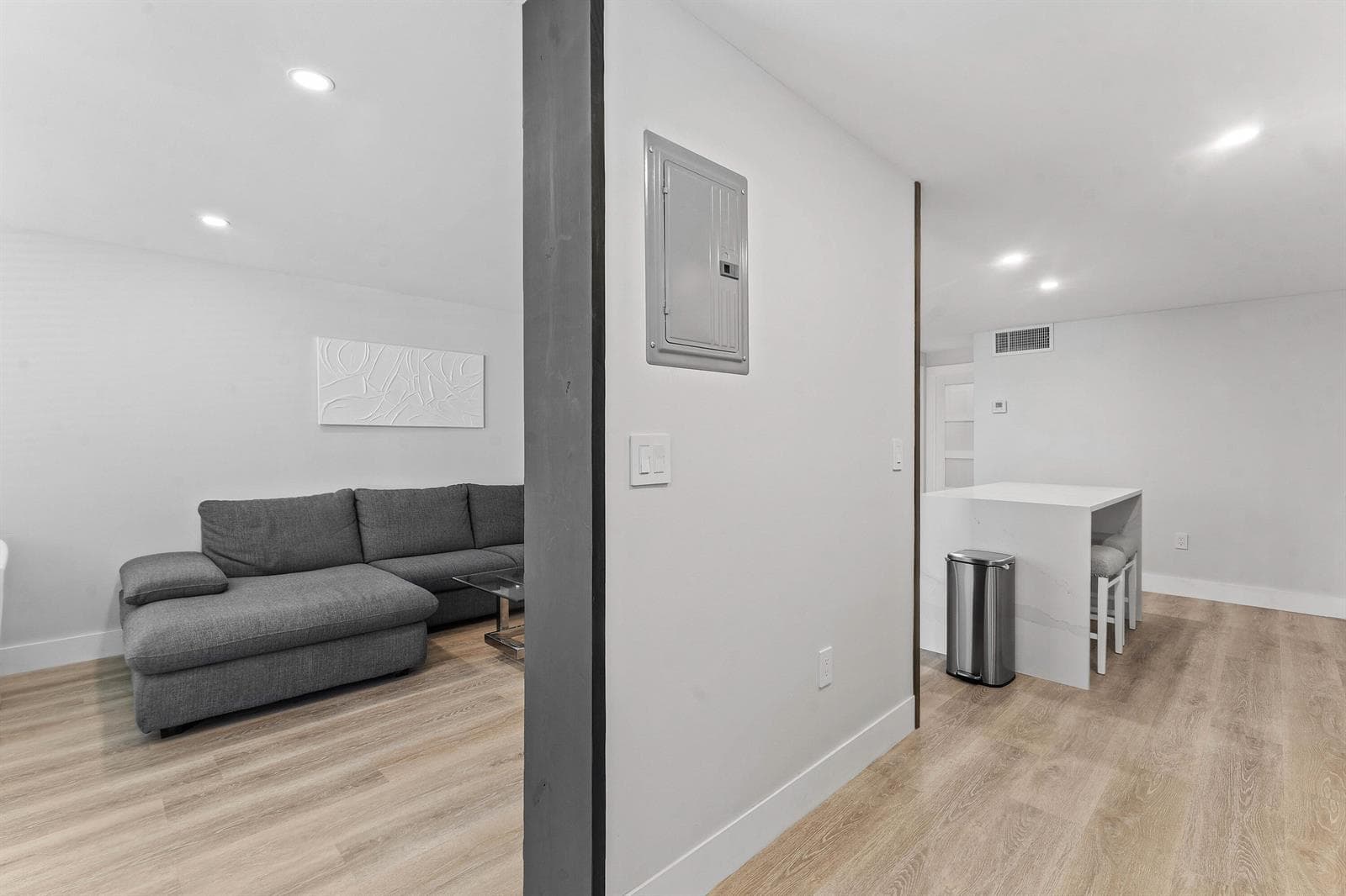 108 Paradise Harbour Boulevard 107 photo 12
