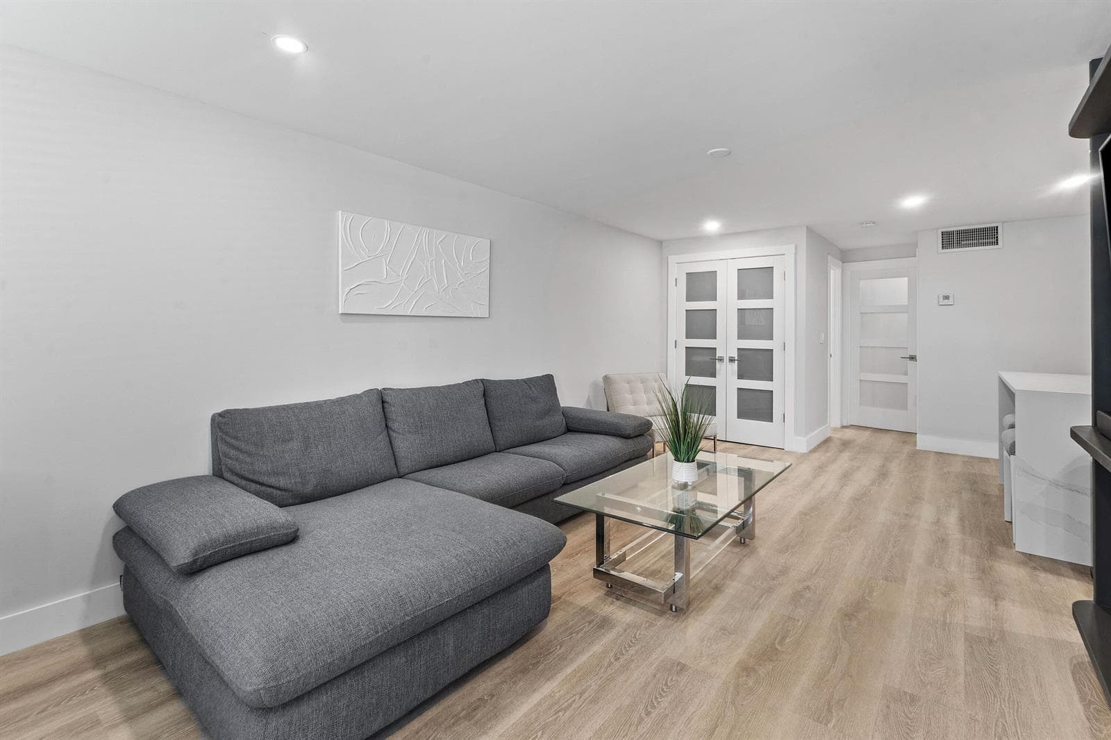 108 Paradise Harbour Boulevard 107 photo 10