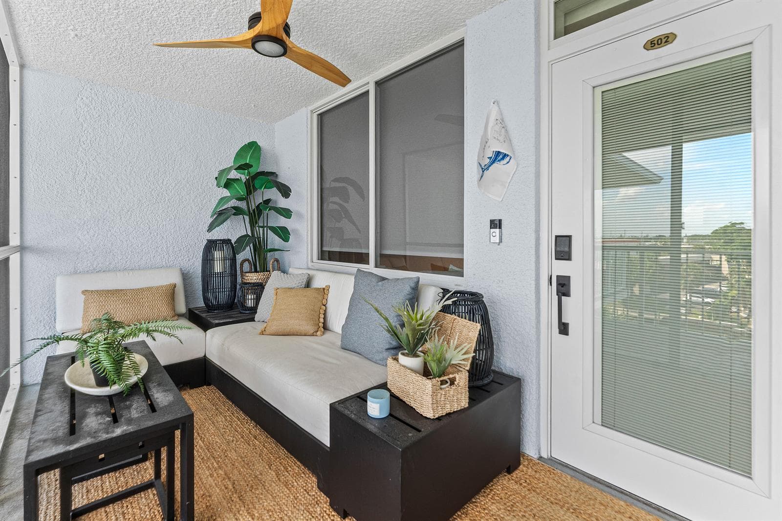 108 Paradise Harbour Boulevard 502 photo 5
