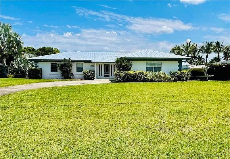 416 SE Naranja Avenue photo 1