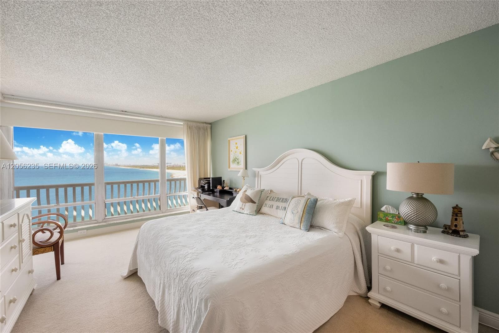 2200 S Ocean Ln 808 photo 9