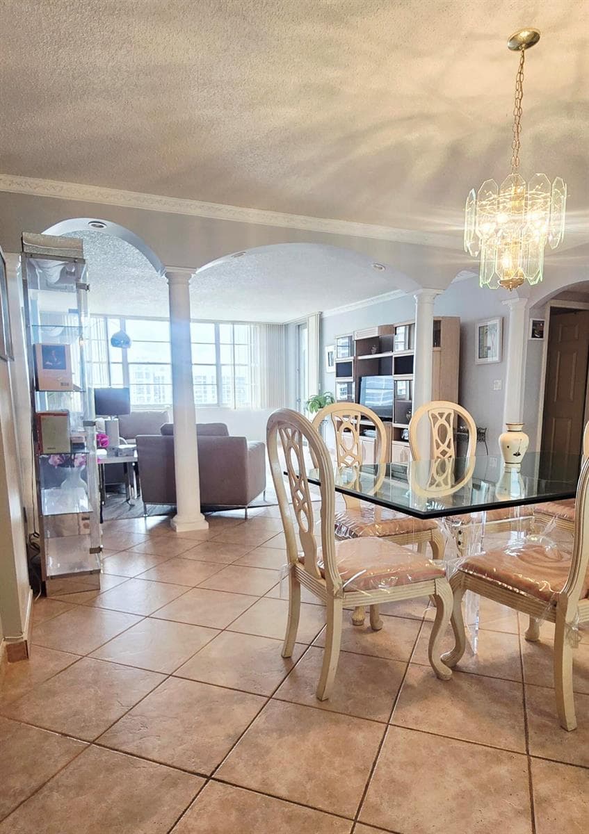 3725 S Ocean Drive photo 9