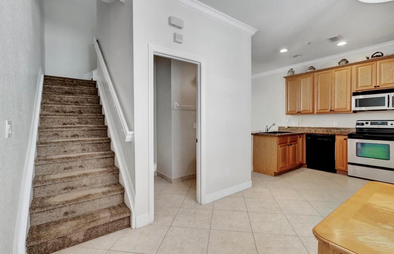 133 Harbors Way photo 10