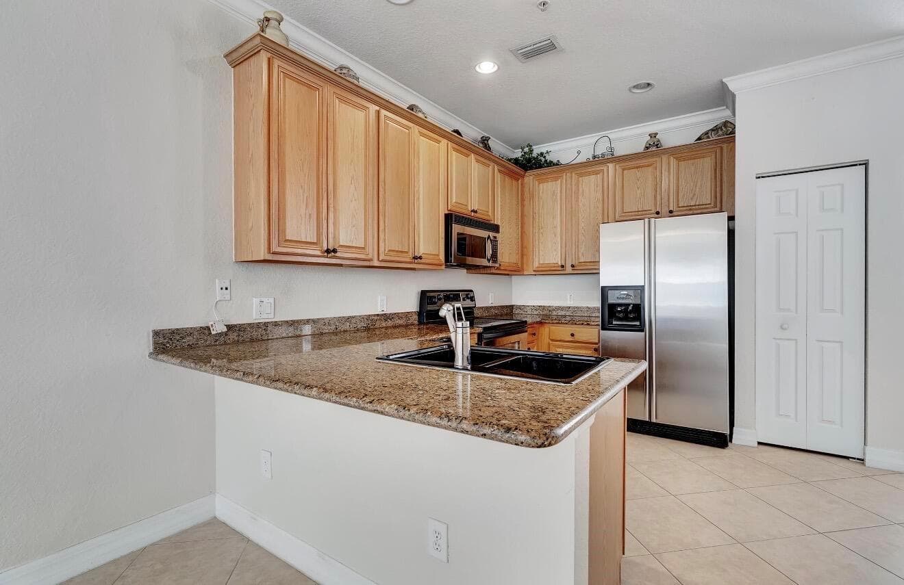 133 Harbors Way photo 4
