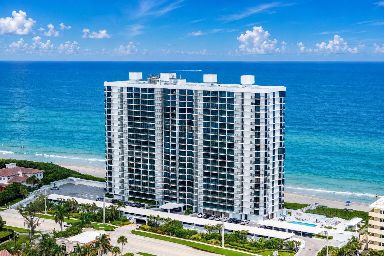 250 S Ocean Boulevard photo 1