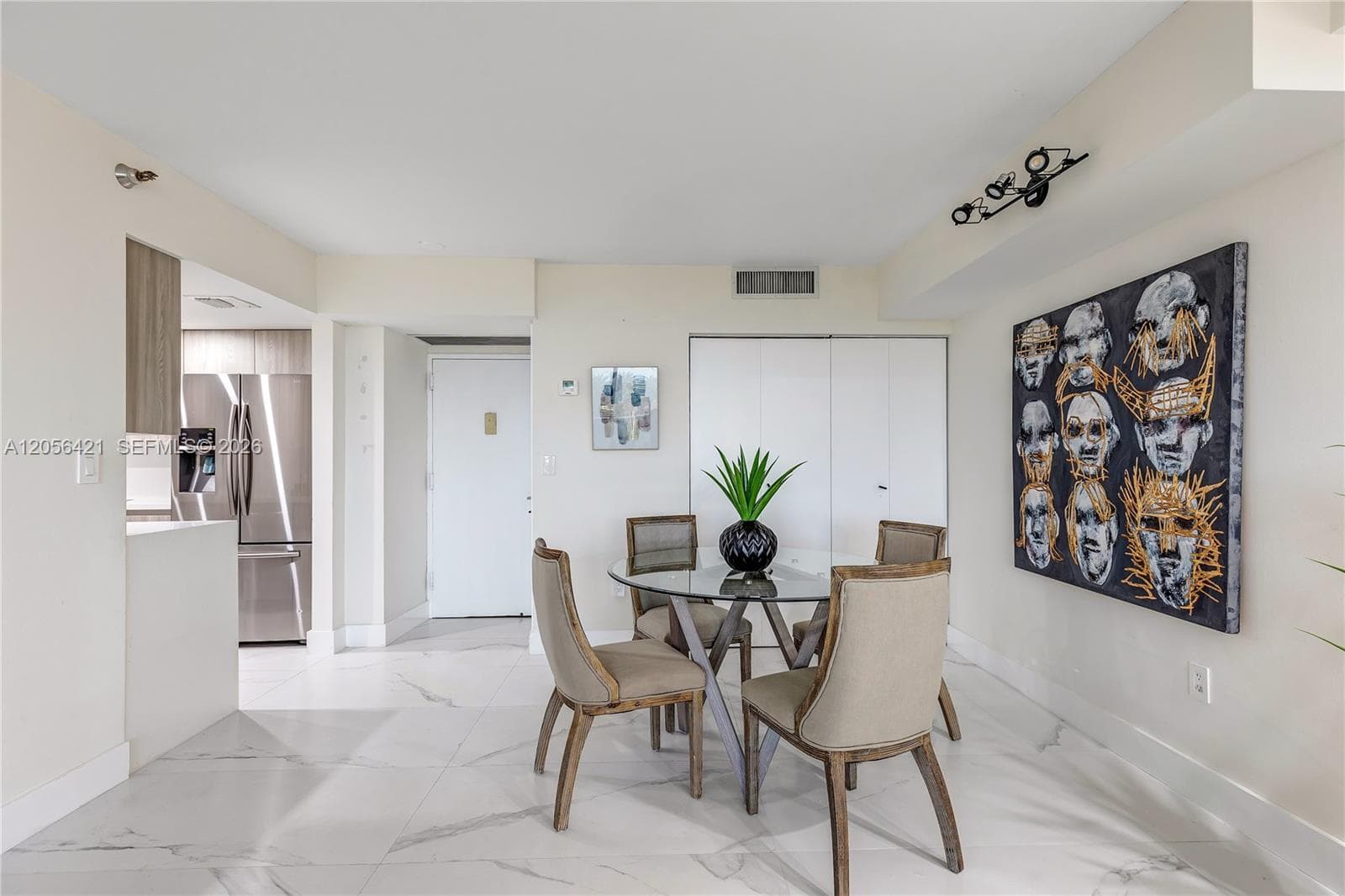 20505 E Country Club Dr 532 photo 5