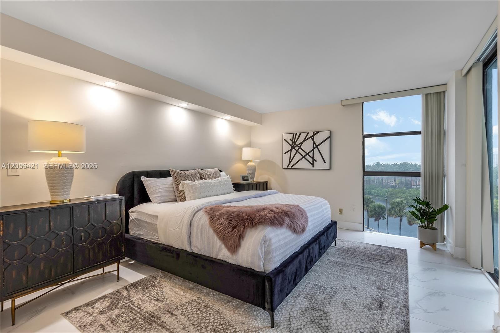 20505 E Country Club Dr 532 photo 8