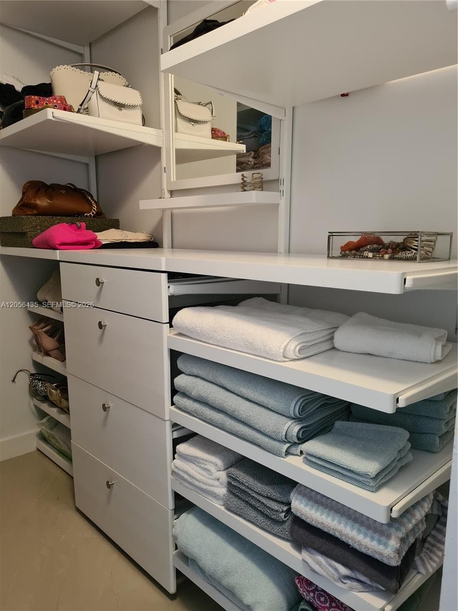 3001 S Ocean Dr 721 photo 17