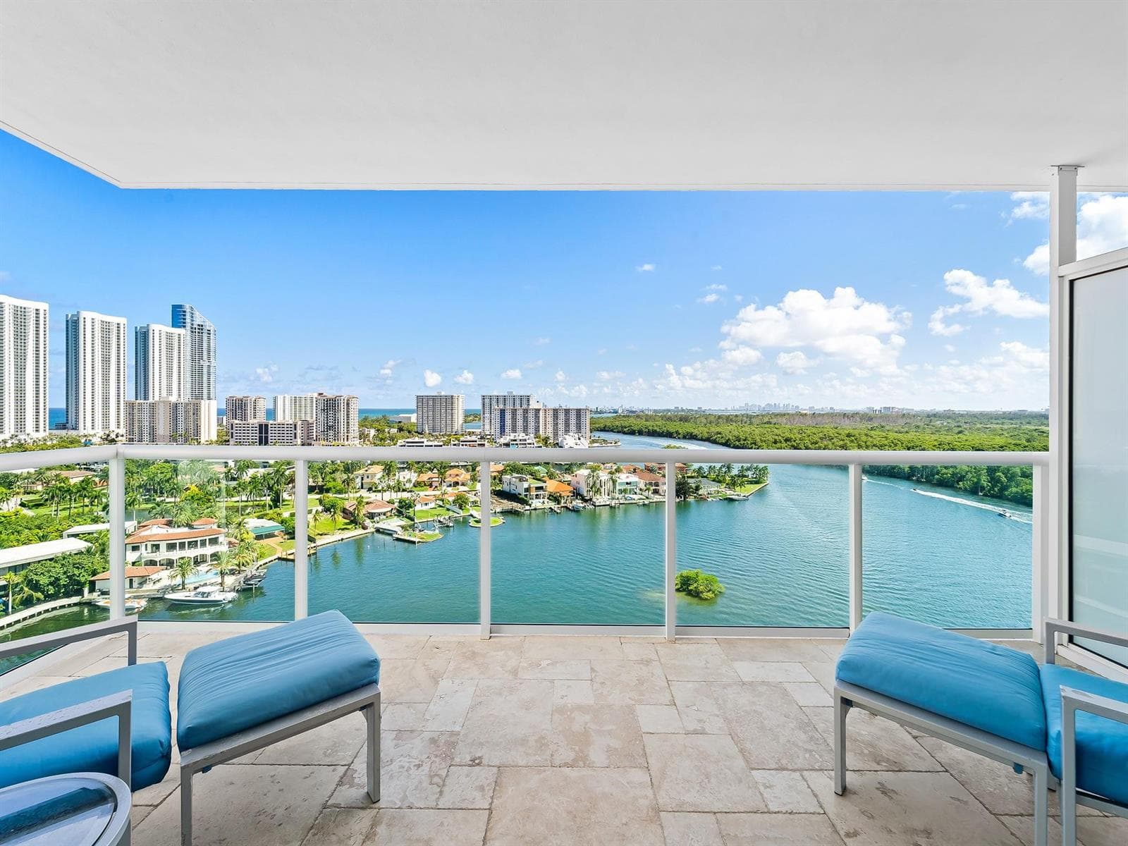400 SUNNY ISLES Boulevard 1608 photo 1