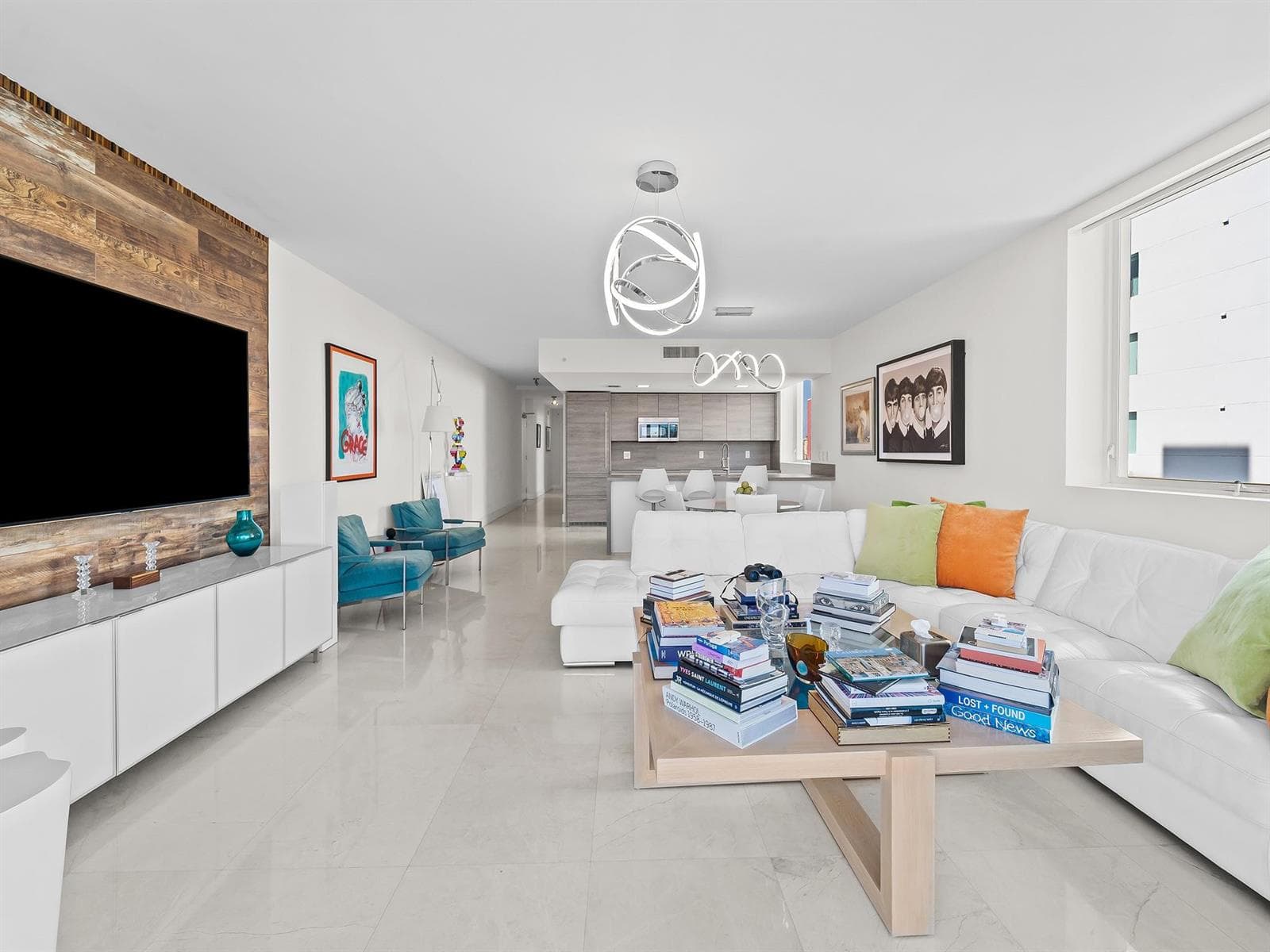 400 SUNNY ISLES Boulevard 1608 photo 9