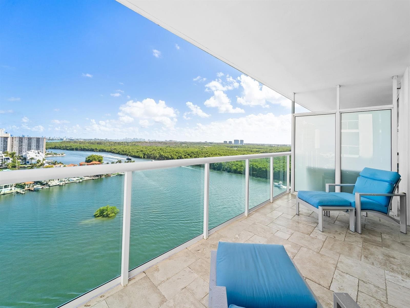 400 SUNNY ISLES Boulevard 1608 photo 8