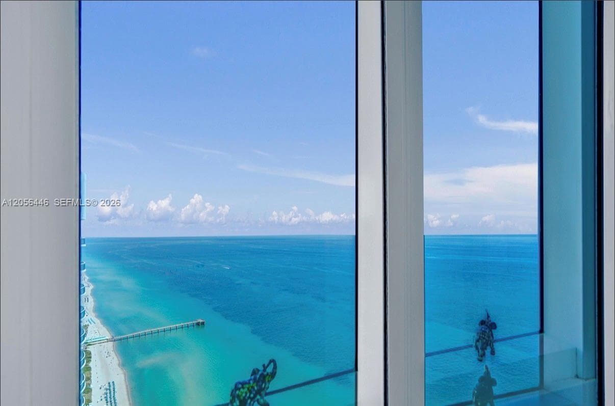 15901 Collins Ave 4301 photo 13