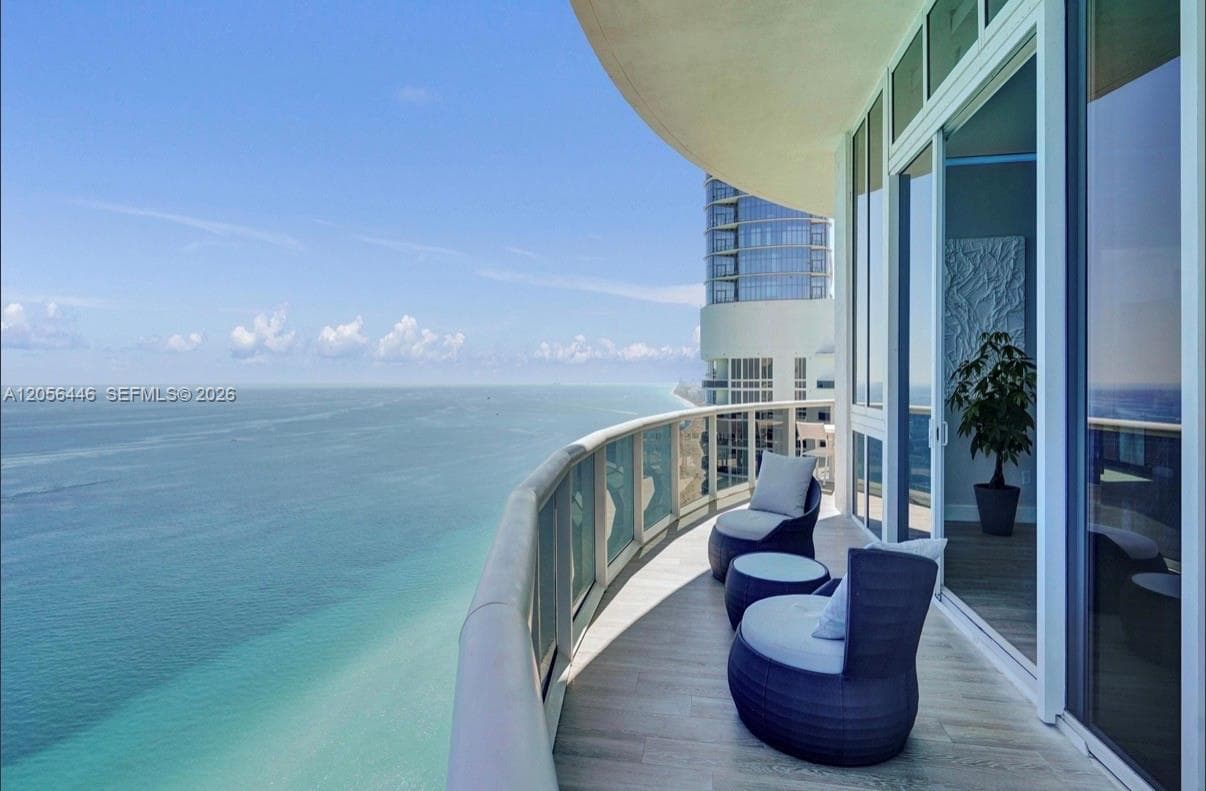 15901 Collins Ave 4301 photo 5