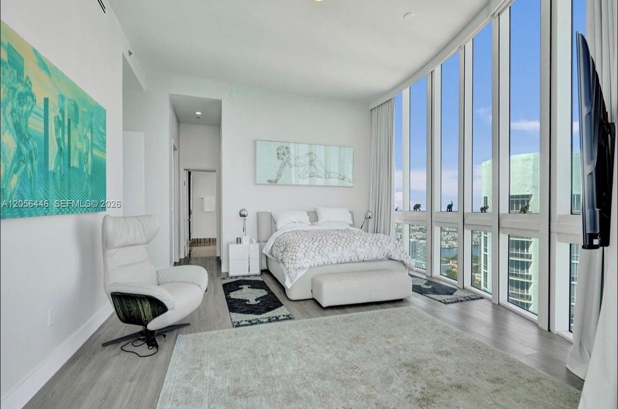 15901 Collins Ave 4301 photo 9