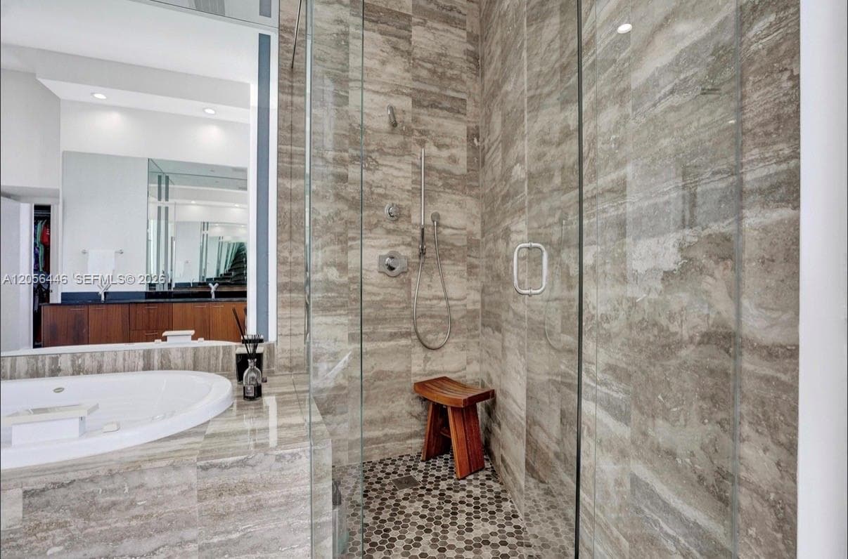 15901 Collins Ave 4301 photo 18