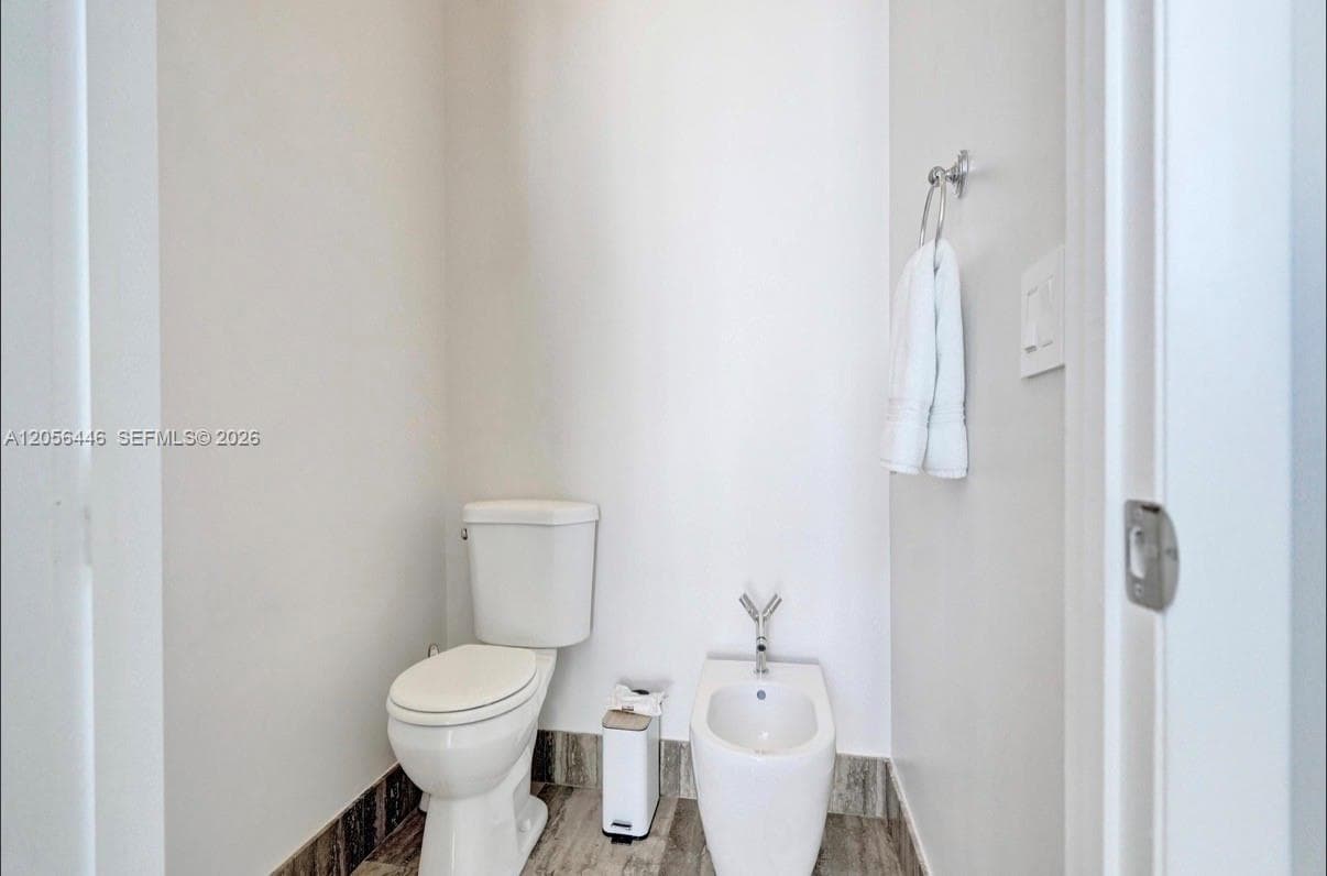 15901 Collins Ave 4301 photo 19