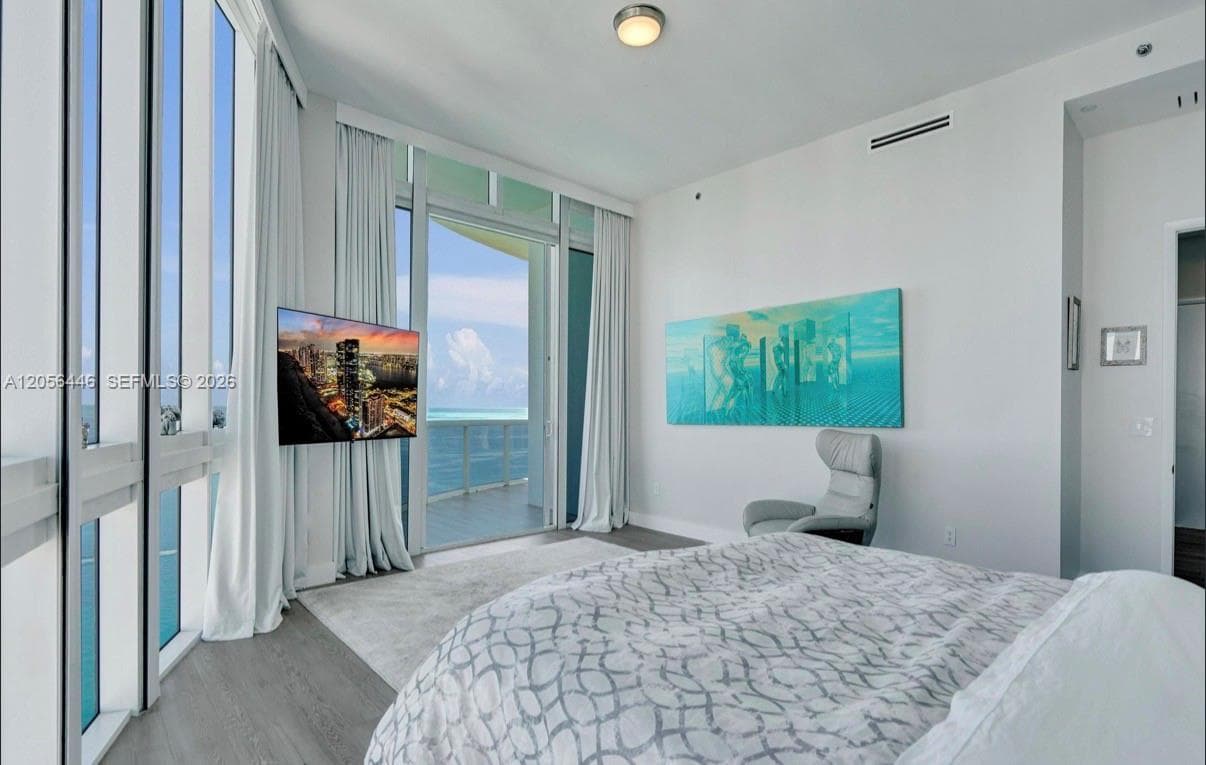 15901 Collins Ave 4301 photo 8