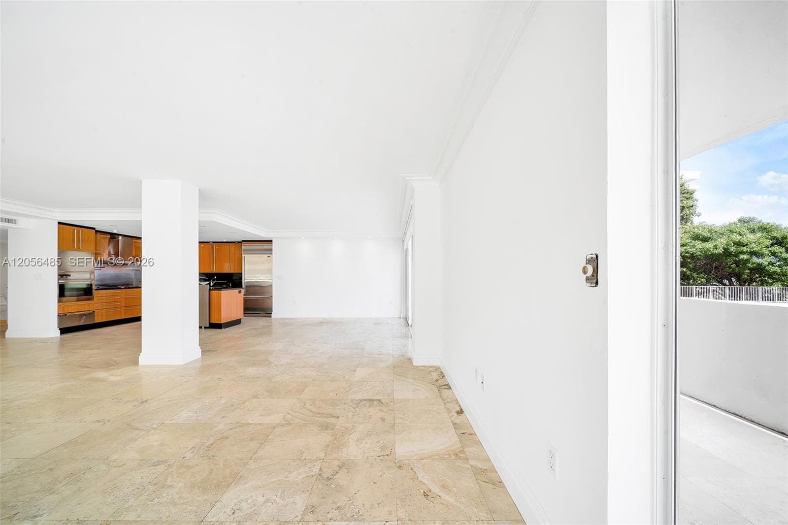 199 Ocean Lane Dr 201 photo 6