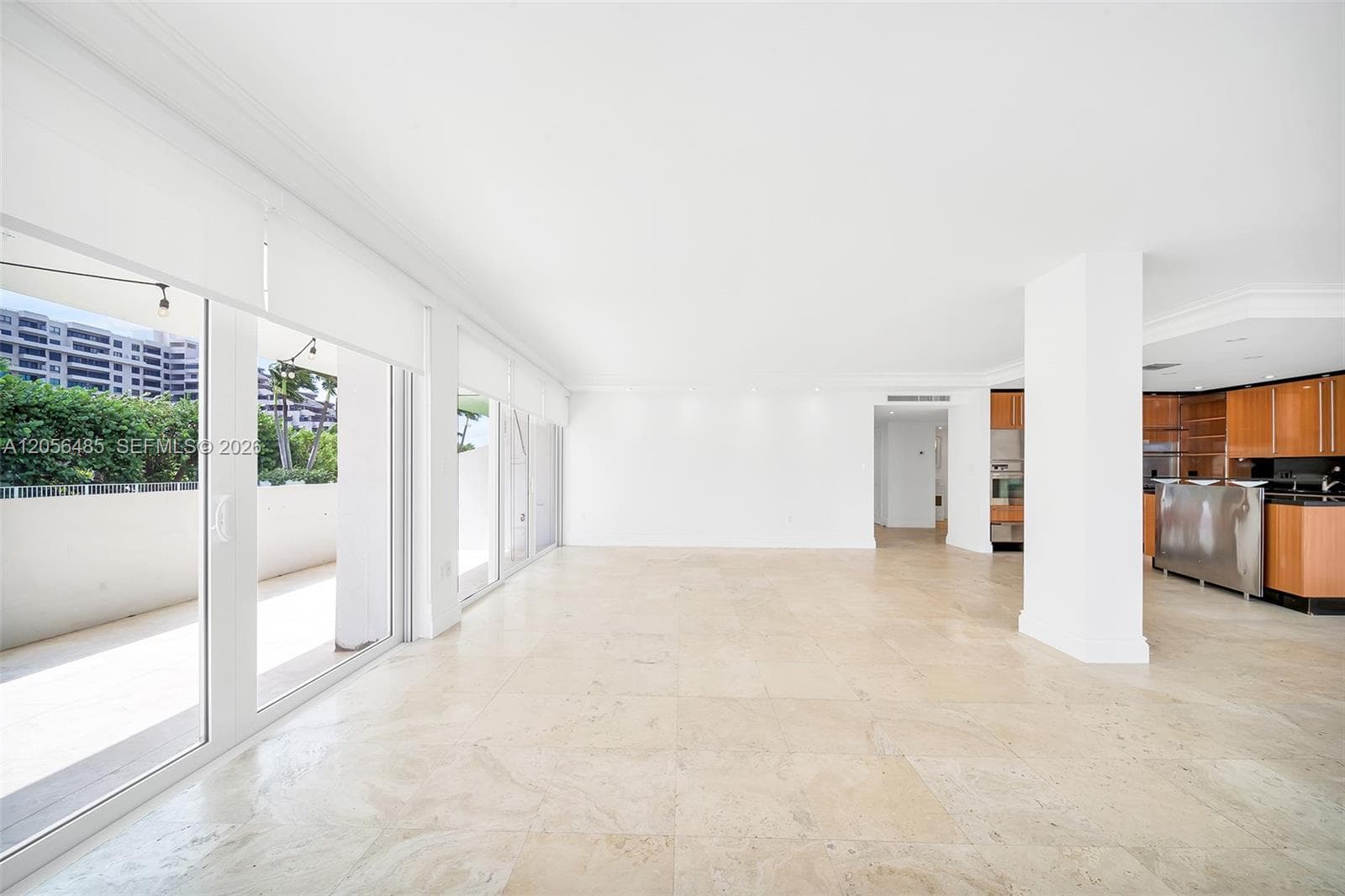 199 Ocean Lane Dr 201 photo 5