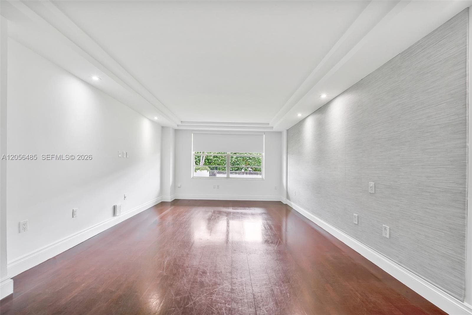 199 Ocean Lane Dr 201 photo 21