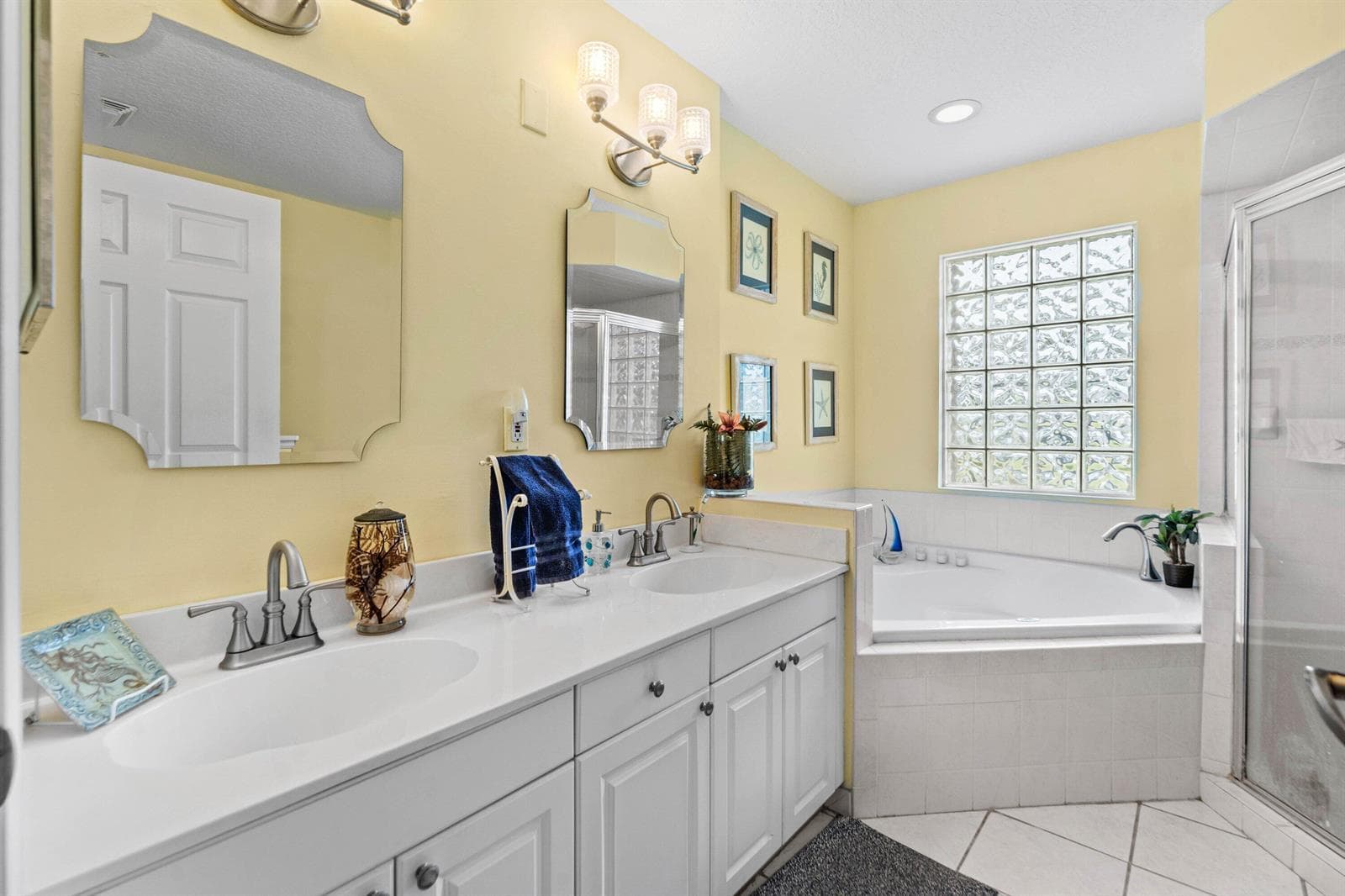 157 MONTEREY Way photo 22