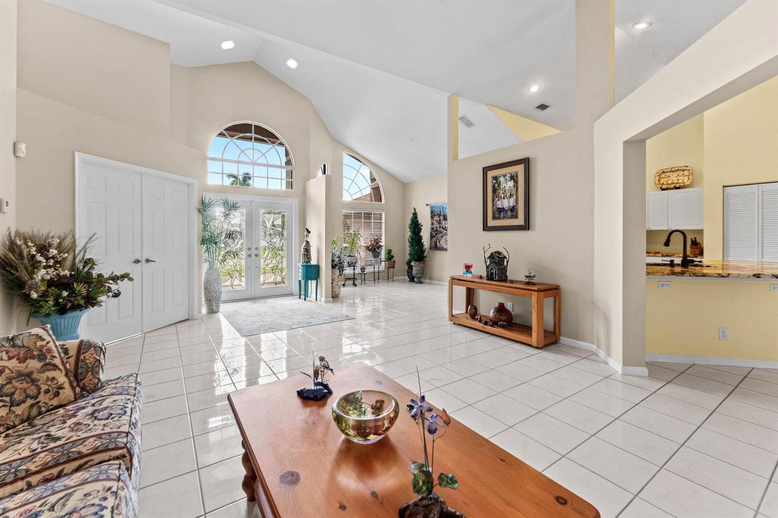 157 MONTEREY Way photo 10