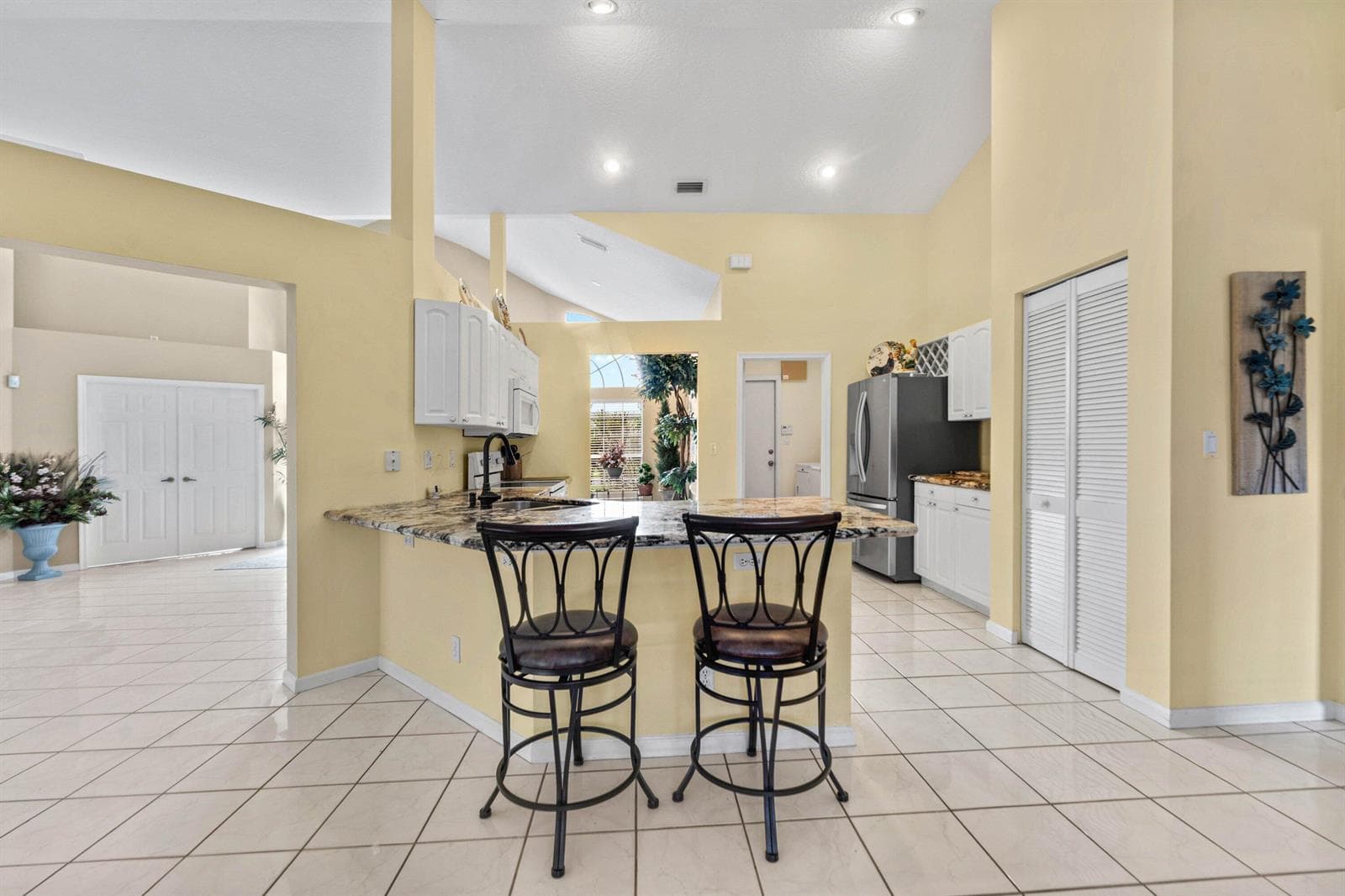 157 MONTEREY Way photo 15