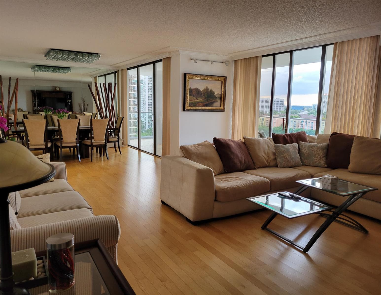 19707 TURNBERRY Way 14D photo 2