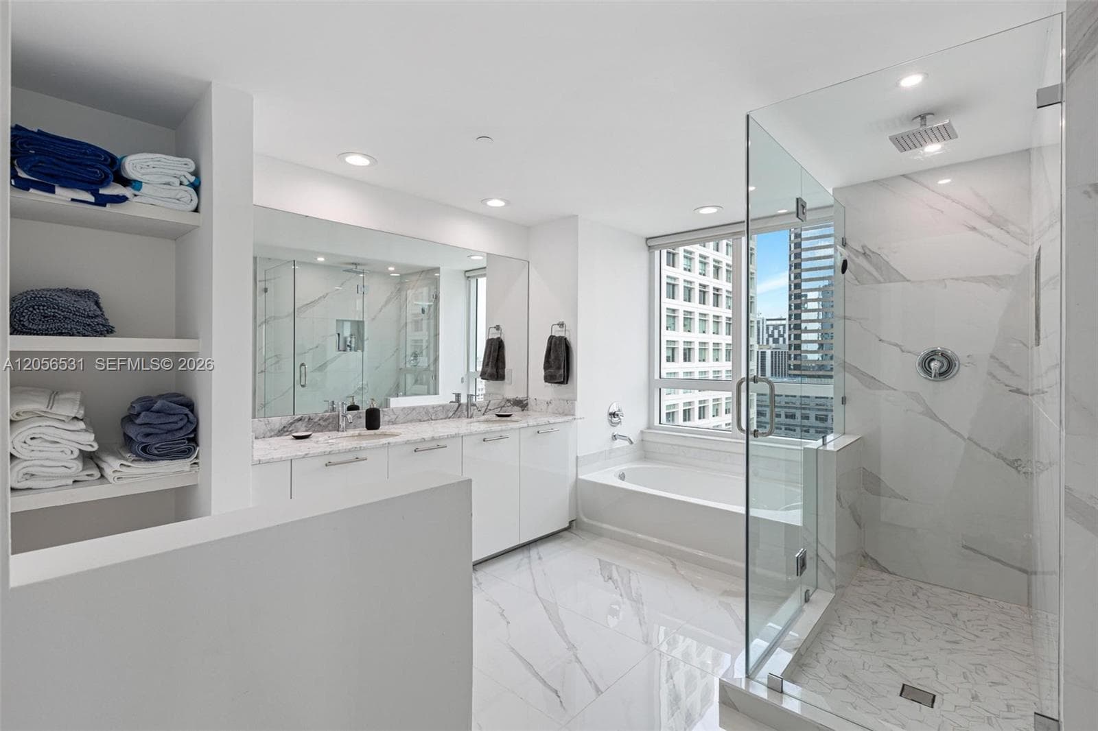 950 Brickell Bay Dr 2210 photo 10